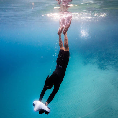Scooter sous-marin Manta Pro 40M avec une batterie de 252Wh, 3 vitesses, GoPro compatible pour la plongée sous-marine