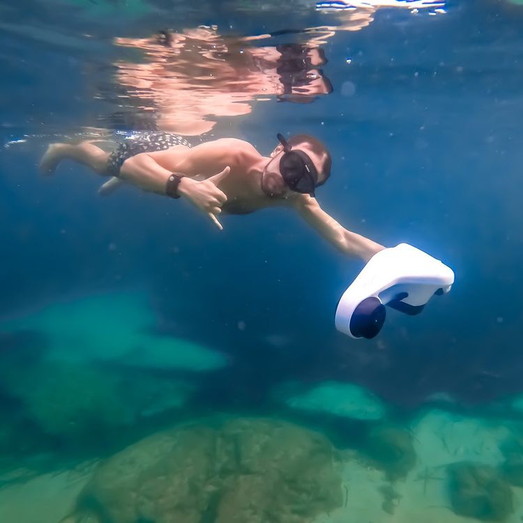 Unterwasser -Roller mit 2 Batterien zum Verkauf - Elektro -See